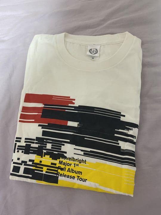 Amazon.co.jp: Novelbright ノーベルブライト グッズ ツアー Tシャツ M